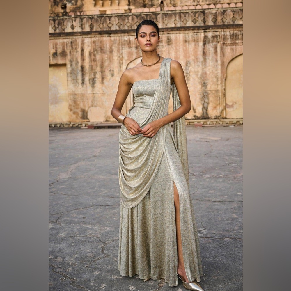 Dash and Dot Indian Sari Drape Gown